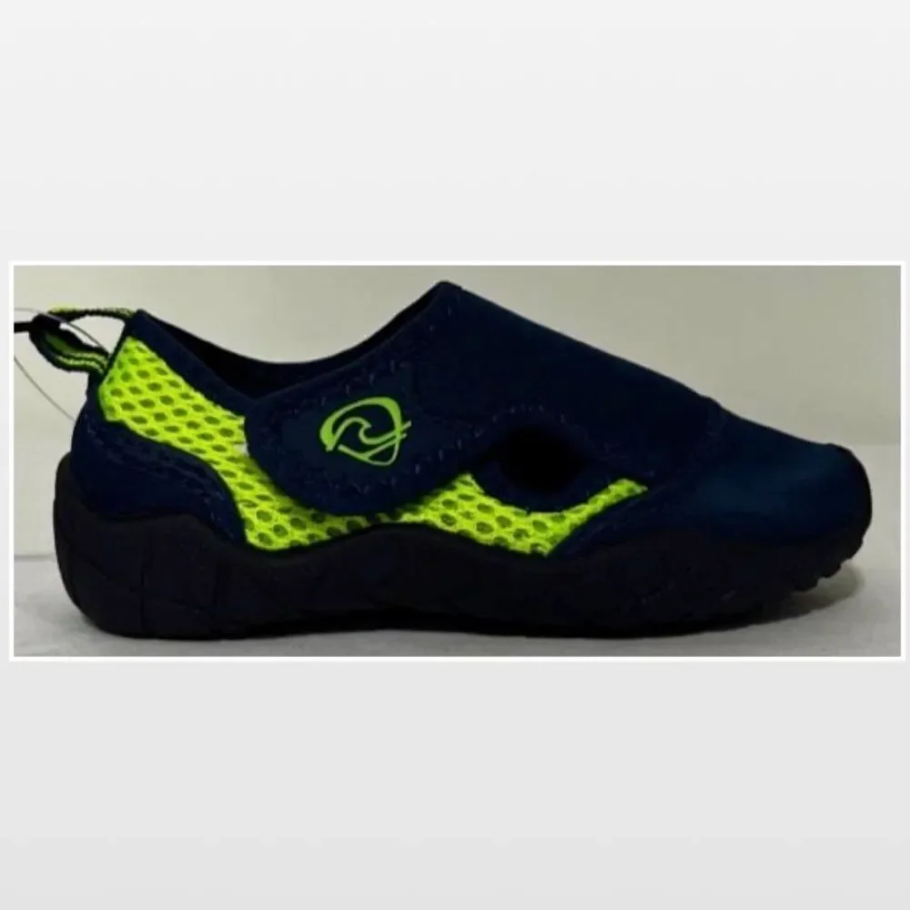 New Water Shoes Kid Boys Size 7 Blue & Green